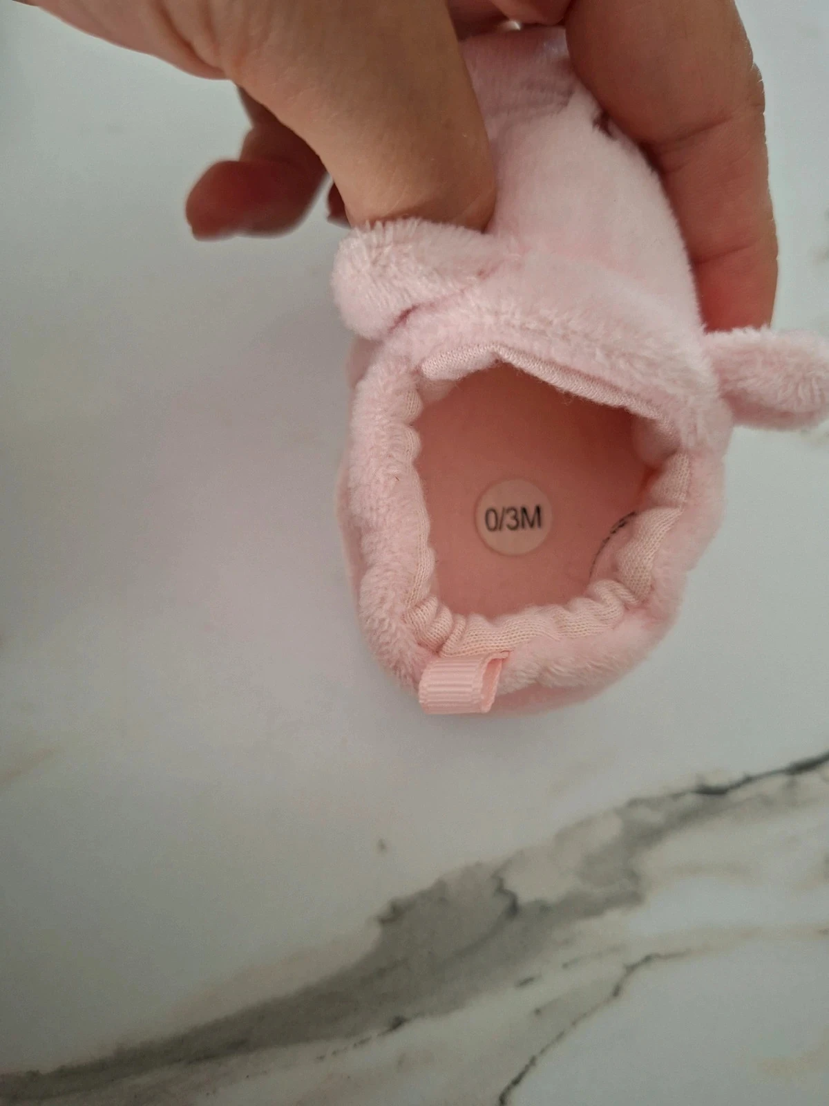 Chaussons rose fille 0-3mois très bon état – photo 3